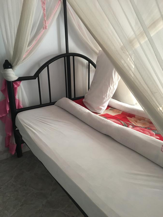 Kutetere Motel อารูชา ภายนอก รูปภาพ